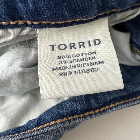 Torrid Ankle Skinny Patch Distressed Raw Cut Jeans‎ Size 16 - Picture 8 of 10